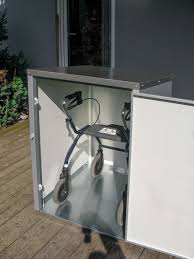 Rollator garage als praktische lösung für die aufbewahrung. Rollatorbox Xl Mit Bodenplatte Rollstuhlgaragen Aufbewahrungsboxen Resorti Mulltonnenboxen
