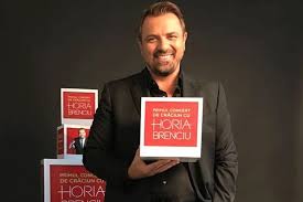 Horia brenciu este un cantaret si prezentator roman de televiziune. Horia Brenciu Pentru Mine Schimbarea Este EsenÅ£ialÄƒ Desigur CÄƒ Ea Poate Veni Si In Urma Unei Greseli Recunosc Faptul CÄƒ Am FÄƒcut Si Eu Cateva De A Lungul Anilor Life Ro