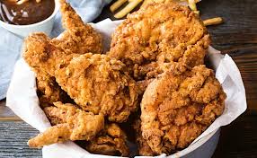 Episode masak kali ini aku sharing salah satu menu restoran yaitu gurame goreng tepung saus. 5 Fried Chicken Kaki Lima Paling Laris Sekelas Ayam Goreng Restoran
