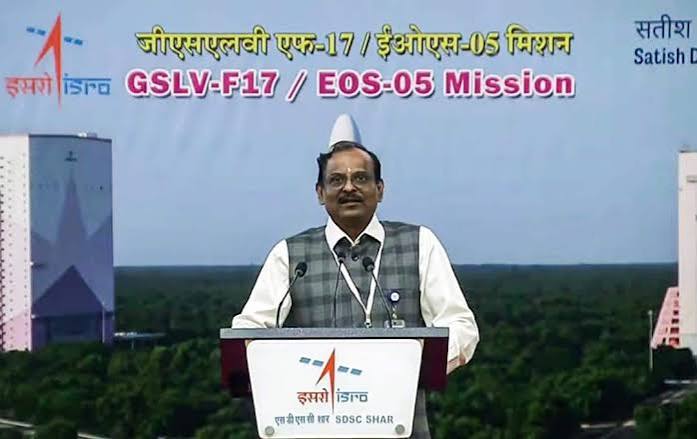 ISRO निजीकरण विवाद: असली तस्वीर क्या है और इसके क्या मायने हैं? | ISRO Privatisation Row: employees don have to be concerned about there future