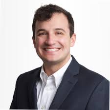 📢 Here's what the birth of our daughter taught me about B2B sales 📢