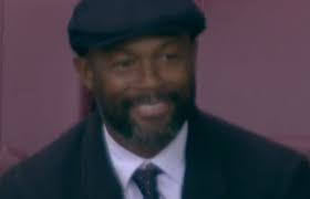 Alasdair Gold] The travelling Tottenham fans here at Old Trafford sing  'There's only one Brennan Johnson' in unison. : r/coys