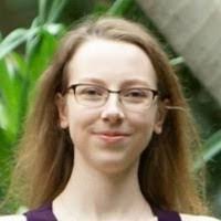 Kristen Waters's Instagram, Twitter & Facebook