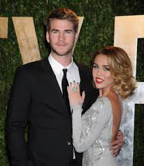 Singer miley cyrus split from actor liam hemsworth in august 2019, despite only getting married in december 2018. Miley Cyrus Reflects On Split With Liam Hemsworth One Year Later