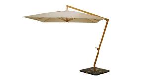 Parasols Voiles Et Tonnelles Notre Selection A Petits Prix Parasols Parasol Parasol Deporte