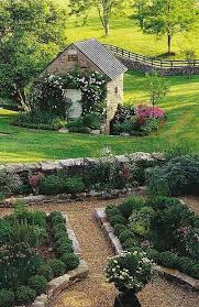 Lovely English Country Garden Garden Beds Are Bordered With Belgium Blocks Paths Are Gravel So Neat And Beautiful Gardens Cottage Garden Gorgeous Gardens