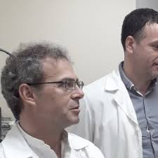 Tranquilidad en el Hospital de Arriondas tras el negativo de las primeras  400 pruebas realizadas