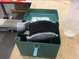 Multi gas detector will detect any gas, such as oxygen on air, hidrogen sulfide, carbon monoxide, and methane. Drager Model 21 31 Multi Gas Detector