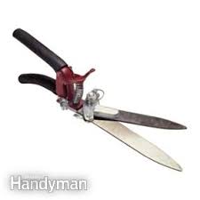 Grass shears, or lawn edging shears, are handy garden tools that look like a smaller version of hedge shears, but are usually designed to use with one hand. How To Sharpen Garden Tools Diy