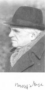 Cox 90. születésnapjára