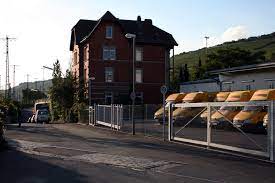 Haus kaufen in uetze leicht gemacht: Bahnbetriebswerk Wurzburg Www Wuerzburg Fotos De