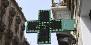 In siracusa si trova un clima caldo e temperato. Obukgdjznaeqzm