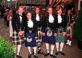 🎵The consummate Scotsmen in their kilts, Wet Wet Wet: Tommy, Neil, Marti,  Graeme C., Graeme D.🎵