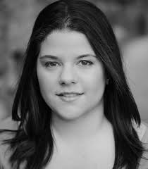 Amanda Farrington's Instagram, Twitter & Facebook