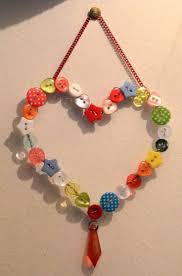 Basteln Mit Knopfen Herz Aus Knopfen Basteln Pinterest Basteln Mit Knopfen Herz Basteln Armband Selber Machen