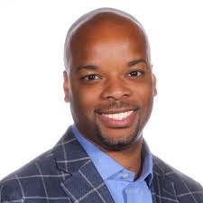 Lynn Wei's Instagram, Twitter & Facebook