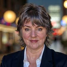 After a full career in advertising sales and management, and as the new  year begins, I am excited to start a new chapter, open to ideas and  opportunities, and hoping to connect