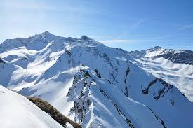 Es ist ein kleines, persönlich geführtes haus und bietet 20 gästezimmer. Skitour Silleskogel Aus Dem Valser Tal
