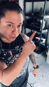 Still getting a little feedback because 1.) I’m close af to my monitors and  my little cellphone is attached to my desk 😂 2.) Now that I’ve isolated  certain problem frequencies, I’m trying to get away ...