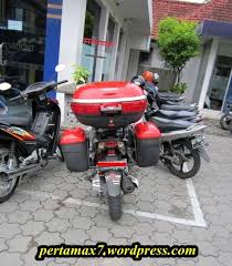 Modifikasi merupakan seni dan modifikasi motor adalah menuangkan jiwa seni dikendaraan roda dua. Modifikasi Honda Vario Model Touring Box Givi Nya Wow Pertamax7 Com