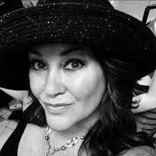 Sonya Witt's Instagram, Twitter & Facebook