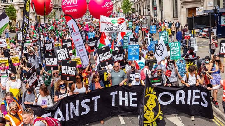 Working class in the UK gears up to protest the cost of living crisis :  Peoples Dispatch