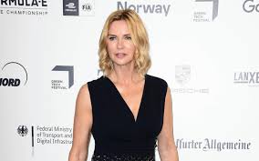 Select from premium helmut dietl of the highest quality. Veronica Ferres Schreibt Offenen Brief An Verstorbenen Ex Partner Helmut Dietl