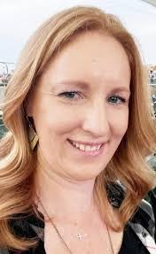 Amber Moreau's Instagram, Twitter & Facebook