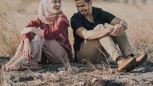 Foto seperti itu kurang tepat bukan? Inspirasi Prewedding Islami Tanpa Bersentuhan Tangan Namun Tetap Romantis