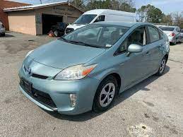 Used 2017 toyota prius three touring with blind spot monitoring, tire pressure warning, audio and cruise controls on steering wheel edmunds has 1,553 used toyota priuses for sale near you, including a 2010 prius iii hatchback and a 2020 prius xle hatchback ranging in price from $14. Used Toyota Prius For Sale With Photos Cargurus