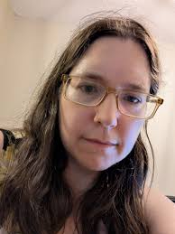 Introduction of a self-described boring housewife