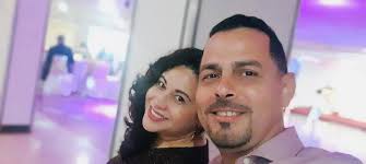 Aguacate relleno de pepper churrasco, fried rice y spicy crab!!!