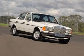 And manufactured until model year 1976, when the w123 was released. Mercedes Benz W123 Buyer S Guide Classics World