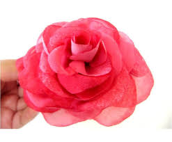 Rosas De Gasa Monos Para El Cabello Paso A Paso Hacer Rosas De Tela Flores En Tela Paso A Paso Flores Hechas A Mano