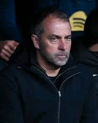 🇧🇴 Bolivia XI: Viscarra; Medina, Haquin, Suárez, Cuéllar; R.Vaca, Araujo,  Chura, Terceros; Algarañaz, Sagredo 🇨🇴 Colombia XI: Vargas; Arias,  Davinson Sánchez, Lucumí, Mojica; Ríos, Lerma; Arias, Luis Díaz, James  Rodríguez; Córdoba 📲