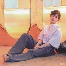 12.10.2021 · bts, which signed as louis vuitton ambassadors last april, wore matching custom suits in white, black, yellow and orange. Bts Kpop Feet Btsfoot Today Was My First Driving Lesson On A Trafficked Street Woo I Ll Win A Race With Junggooga One Day Feet Jin Jinfeet Bts Bangtanfe Seokjin Bts Jin Seokjin