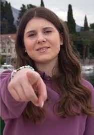 🌟 Finalna večer prve sezone #TheVoiceKidsHRT je pred nama! Osam  talentiranih mladih pjevača, jedno nezaboravno finale i vaša prilika da ih  podržite! ❤️🎶 Ne propustite večeras u 20:15 na HRT1! 📺🎶✌️ ...