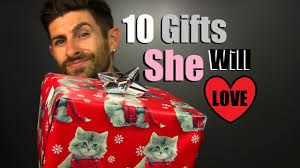Instead, go big with jewelry. 10 Affordable Gift Ideas She Will Love Under 30 Inexpensive Gifts For Women Youtube