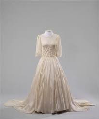 This Wedding Dress Was Made From Second World War Parachute Silk And Was Worn By Bride Carol Thomas Nee Wedding Gowns Vintage Wedding Dresses Vintage Dresses
