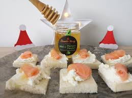 Toasts De Saumon Fume Fromage Frais Miel Mangue Passion Alimentation Fromage Frais Mangue