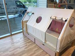 Schone Kinderbett Mit Hohle 3 Goodmorningworld Gutenmorgen Lebenmitkindern Familienzeit Instamamagang Lifewi Kinderbett Hohle Kinder Zimmer Kinder Bett