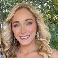 Anna Mcwhirter's Instagram, Twitter & Facebook