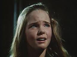 Can't pick a favorite episode, but I can definitely pick a favorite moment  IN an episode... And it's when Mary accidentally makes Carrie eat dirt in  "The Wolves" episode. 🤣🤣 Melissa Sue