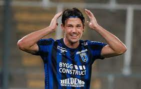 Stefano vecchia lämnar allsvenska sirius för spel i norska storklubben rosenborg. Offisielt Klar For Rosenborg