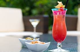 Ο άνθρωπος που αγάπησε ένα πτώμα, tr. Hotels Near Terminal Tango Flughafen Hamburg Hamburg