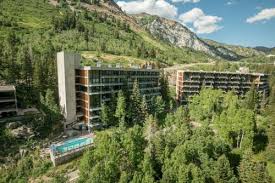 Please note that our hours have changed due to being short staffed. Top 12 The Cliff Lodge Vacation Rentals Apartments Hotels 9flats