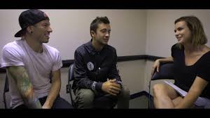 how to join skeleton clique live