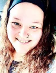 Linda Hackworth's Instagram, Twitter & Facebook