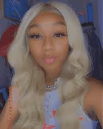 Baddie aesthetic gif pfp discord : Baddie Gifs Tenor