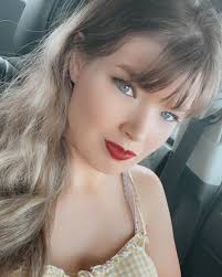 When Ernestine goes off